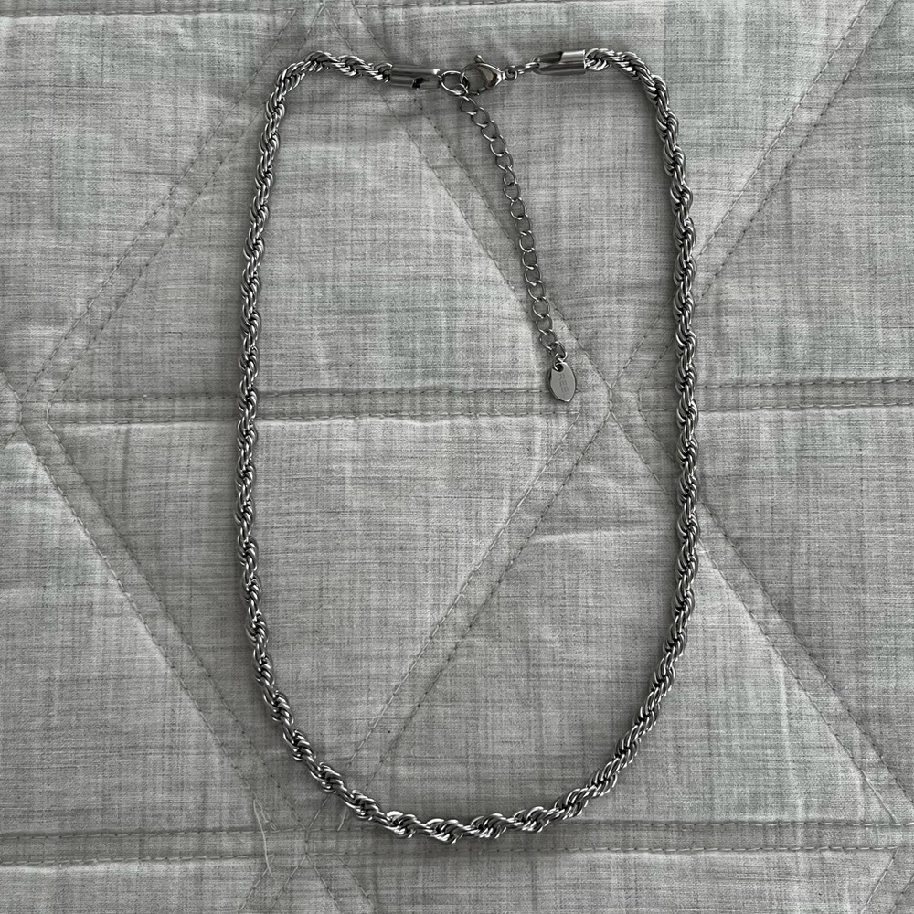 REBL Chain Necklace